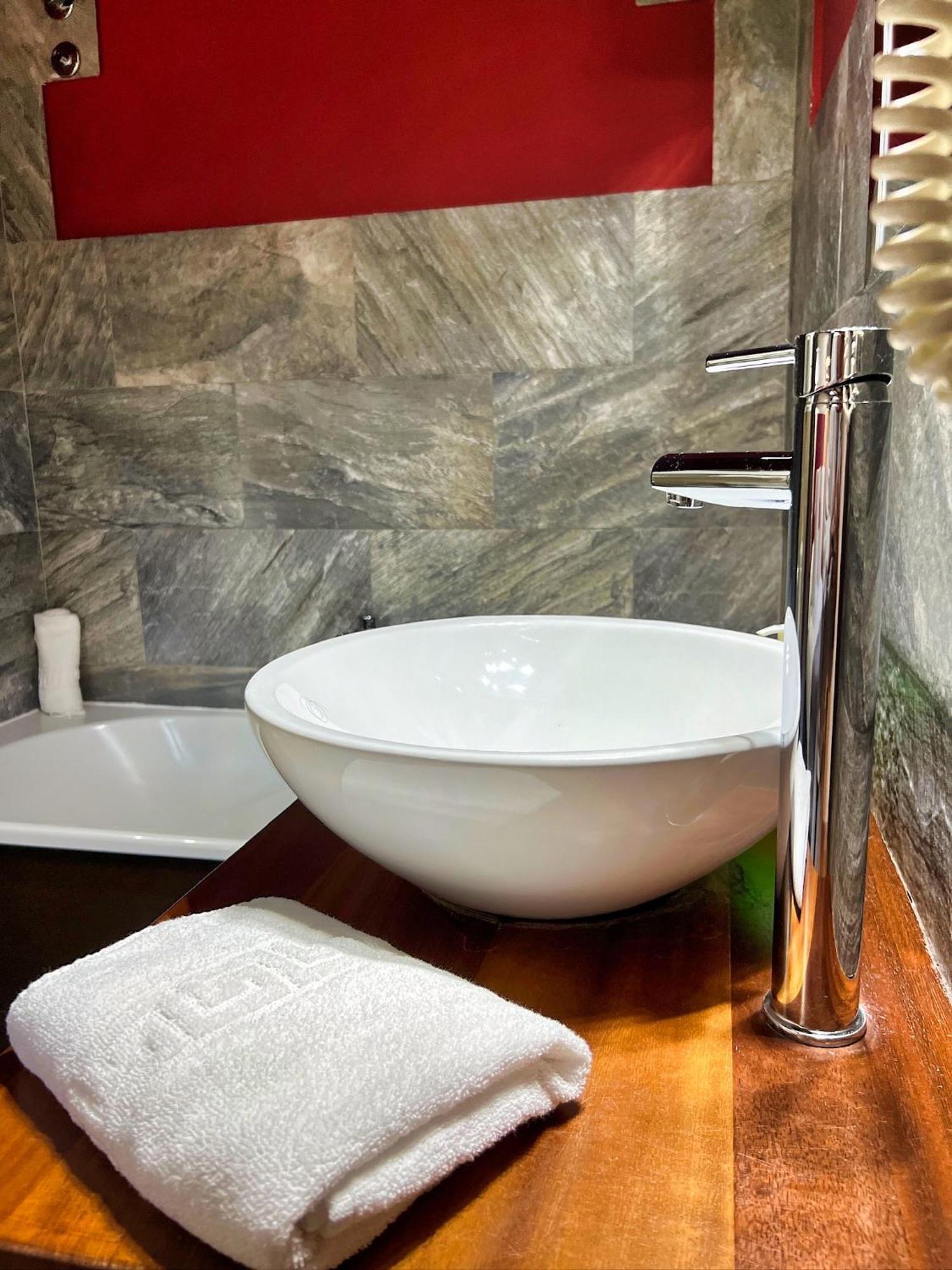 Apartamentos Spa Casco Historico de Isla Plana Esterno foto